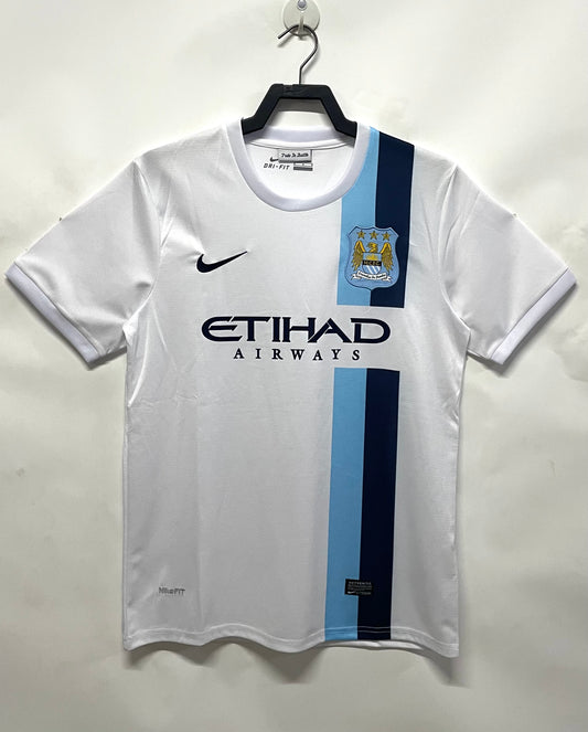 Camiseta retro de visitante del Manchester City 2013-14